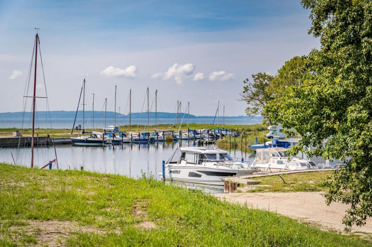 Marina Martinshafen - Beach Life Sassnitz Buitenkant foto
